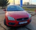 Красный Форд Фокус, объемом двигателя 1.6 л и пробегом 150 тыс. км за 4500 $, фото 6 на Automoto.ua
