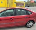 Красный Форд Фокус, объемом двигателя 1.6 л и пробегом 250 тыс. км за 5200 $, фото 5 на Automoto.ua