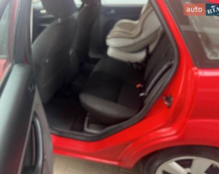 Красный Форд Фокус, объемом двигателя 1.6 л и пробегом 305 тыс. км за 4200 $, фото 19 на Automoto.ua