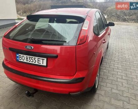Красный Форд Фокус, объемом двигателя 1.6 л и пробегом 305 тыс. км за 4200 $, фото 16 на Automoto.ua