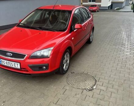 Красный Форд Фокус, объемом двигателя 1.6 л и пробегом 305 тыс. км за 4200 $, фото 5 на Automoto.ua