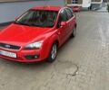 Красный Форд Фокус, объемом двигателя 1.6 л и пробегом 305 тыс. км за 4200 $, фото 5 на Automoto.ua