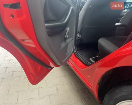 Красный Форд Фокус, объемом двигателя 1.6 л и пробегом 305 тыс. км за 4200 $, фото 9 на Automoto.ua