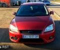 Красный Форд Фокус, объемом двигателя 1.6 л и пробегом 340 тыс. км за 3500 $, фото 2 на Automoto.ua