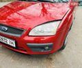 Красный Форд Фокус, объемом двигателя 1.6 л и пробегом 227 тыс. км за 5200 $, фото 6 на Automoto.ua