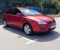 Красный Форд Фокус, объемом двигателя 1.6 л и пробегом 118 тыс. км за 5500 $, фото 1 на Automoto.ua