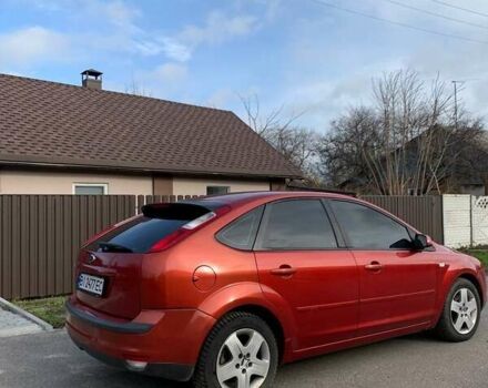 Червоний Форд Фокус, об'ємом двигуна 1.6 л та пробігом 167 тис. км за 4850 $, фото 1 на Automoto.ua