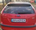 Красный Форд Фокус, объемом двигателя 1.8 л и пробегом 232 тыс. км за 4500 $, фото 3 на Automoto.ua