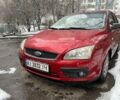 Червоний Форд Фокус, об'ємом двигуна 1.6 л та пробігом 227 тис. км за 4900 $, фото 1 на Automoto.ua