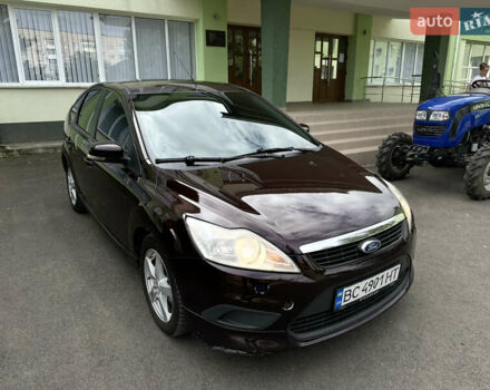 Красный Форд Фокус, объемом двигателя 1.56 л и пробегом 297 тыс. км за 4999 $, фото 2 на Automoto.ua