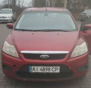 Красный Форд Фокус, объемом двигателя 1.6 л и пробегом 252 тыс. км за 5000 $, фото 1 на Automoto.ua