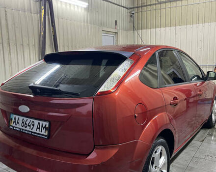 Красный Форд Фокус, объемом двигателя 1.6 л и пробегом 225 тыс. км за 6700 $, фото 1 на Automoto.ua