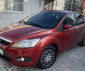 Красный Форд Фокус, объемом двигателя 1.6 л и пробегом 284 тыс. км за 4900 $, фото 1 на Automoto.ua