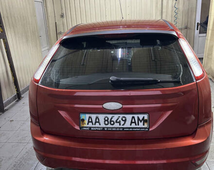 Красный Форд Фокус, объемом двигателя 1.6 л и пробегом 225 тыс. км за 6700 $, фото 3 на Automoto.ua