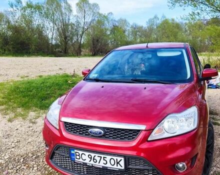 Красный Форд Фокус, объемом двигателя 1.6 л и пробегом 129 тыс. км за 7200 $, фото 1 на Automoto.ua