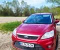 Красный Форд Фокус, объемом двигателя 1.6 л и пробегом 129 тыс. км за 7200 $, фото 1 на Automoto.ua