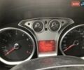 Красный Форд Фокус, объемом двигателя 1.6 л и пробегом 111 тыс. км за 6000 $, фото 5 на Automoto.ua