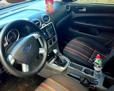 Форд Фокус 2008 у Славянске на Automoto.ua Червоний Форд Фокус, об'ємом двигуна 1.6 л та пробігом 170 тис. км за 5000 $, фото 9 на Automoto.ua