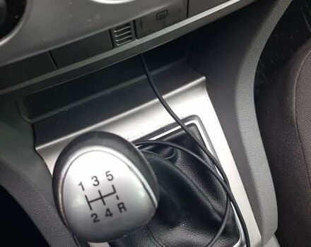 Красный Форд Фокус, объемом двигателя 1.6 л и пробегом 170 тыс. км за 4700 $, фото 13 на Automoto.ua