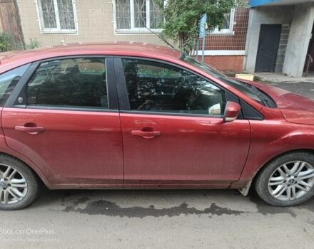 Красный Форд Фокус, объемом двигателя 1.6 л и пробегом 224 тыс. км за 3300 $, фото 1 на Automoto.ua