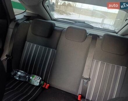 Червоний Форд Фокус, об'ємом двигуна 1.8 л та пробігом 220 тис. км за 6000 $, фото 9 на Automoto.ua