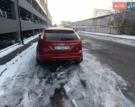 Червоний Форд Фокус, об'ємом двигуна 1.8 л та пробігом 220 тис. км за 6000 $, фото 2 на Automoto.ua