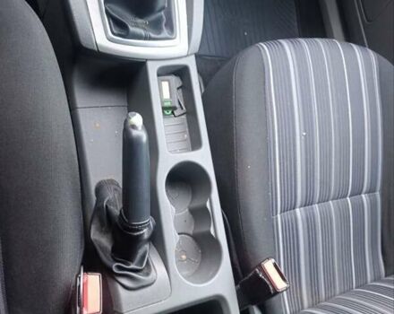 Червоний Форд Фокус, об'ємом двигуна 1.8 л та пробігом 220 тис. км за 6000 $, фото 12 на Automoto.ua