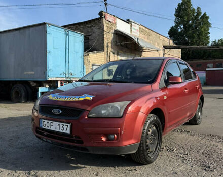 Форд Фокус 2009 в Киеве на Automoto.ua Красный Форд Фокус, объемом двигателя 1.6 л и пробегом 250 тыс. км за 1800 $, фото 2 на Automoto.ua