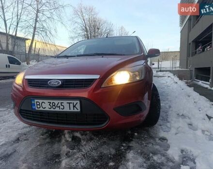 Червоний Форд Фокус, об'ємом двигуна 1.8 л та пробігом 220 тис. км за 6000 $, фото 5 на Automoto.ua