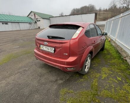 Красный Форд Фокус, объемом двигателя 2 л и пробегом 225 тыс. км за 3000 $, фото 4 на Automoto.ua
