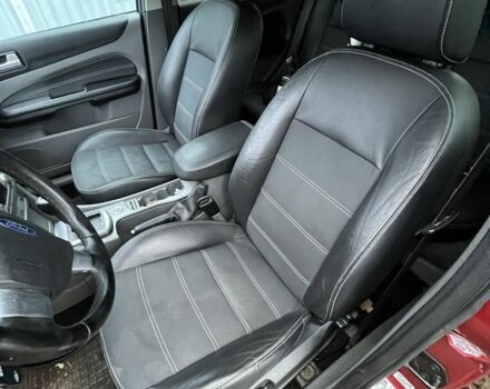 Красный Форд Фокус, объемом двигателя 2 л и пробегом 225 тыс. км за 3000 $, фото 7 на Automoto.ua