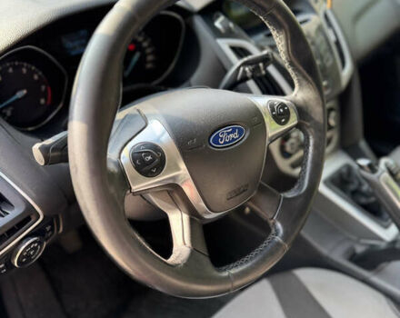 Красный Форд Фокус, объемом двигателя 1.6 л и пробегом 198 тыс. км за 4999 $, фото 21 на Automoto.ua