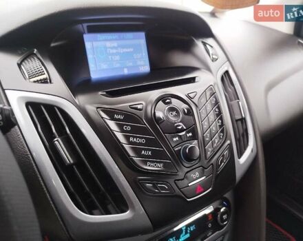 Красный Форд Фокус, объемом двигателя 1.6 л и пробегом 245 тыс. км за 6450 $, фото 35 на Automoto.ua