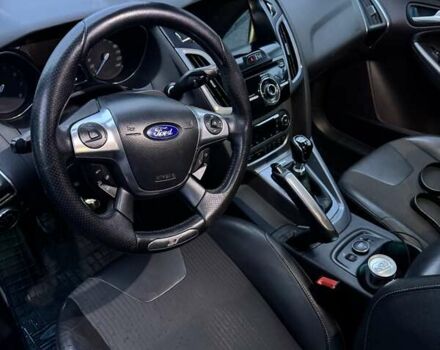 Червоний Форд Фокус, об'ємом двигуна 1.6 л та пробігом 270 тис. км за 10600 $, фото 6 на Automoto.ua