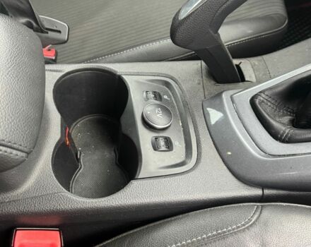 Червоний Форд Фокус, об'ємом двигуна 1.6 л та пробігом 231 тис. км за 6200 $, фото 14 на Automoto.ua