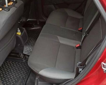 Красный Форд Фокус, объемом двигателя 1.6 л и пробегом 230 тыс. км за 6500 $, фото 4 на Automoto.ua