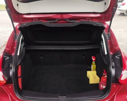 Красный Форд Фокус, объемом двигателя 1.6 л и пробегом 245 тыс. км за 6450 $, фото 16 на Automoto.ua