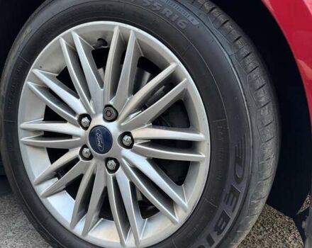 Червоний Форд Фокус, об'ємом двигуна 1.6 л та пробігом 270 тис. км за 10600 $, фото 5 на Automoto.ua