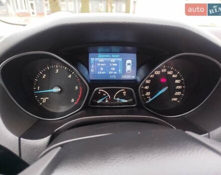 Красный Форд Фокус, объемом двигателя 1.6 л и пробегом 245 тыс. км за 6450 $, фото 49 на Automoto.ua