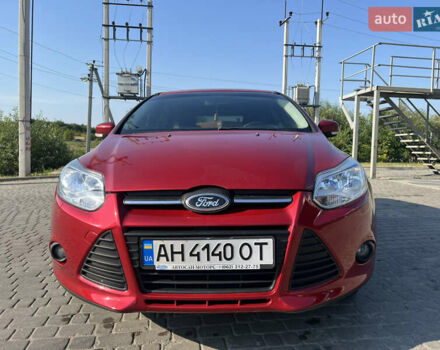Красный Форд Фокус, объемом двигателя 1.6 л и пробегом 81 тыс. км за 6800 $, фото 1 на Automoto.ua