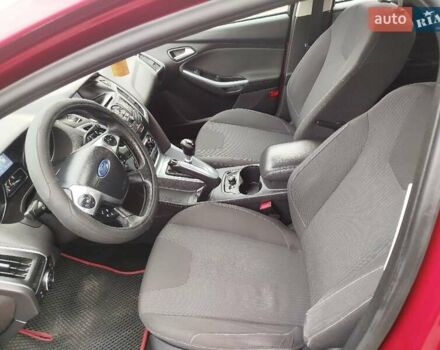 Красный Форд Фокус, объемом двигателя 1.6 л и пробегом 245 тыс. км за 6450 $, фото 41 на Automoto.ua