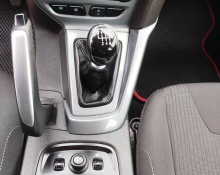 Красный Форд Фокус, объемом двигателя 1.6 л и пробегом 245 тыс. км за 6450 $, фото 53 на Automoto.ua