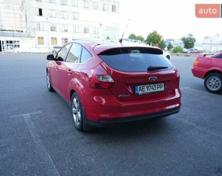 Красный Форд Фокус, объемом двигателя 1.6 л и пробегом 133 тыс. км за 8500 $, фото 5 на Automoto.ua
