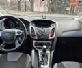 Красный Форд Фокус, объемом двигателя 1.6 л и пробегом 106 тыс. км за 9000 $, фото 14 на Automoto.ua