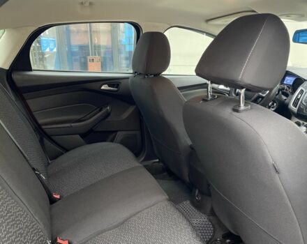 Червоний Форд Фокус, об'ємом двигуна 2 л та пробігом 232 тис. км за 5950 $, фото 21 на Automoto.ua