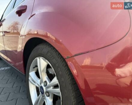 Красный Форд Фокус, объемом двигателя 1.6 л и пробегом 149 тыс. км за 6800 $, фото 6 на Automoto.ua