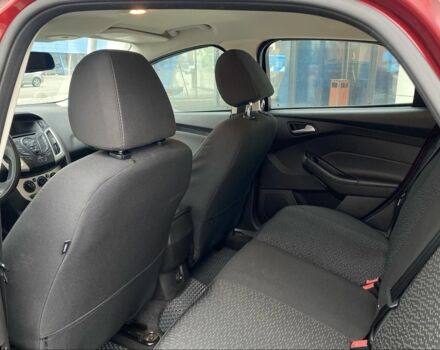 Червоний Форд Фокус, об'ємом двигуна 2 л та пробігом 232 тис. км за 5950 $, фото 19 на Automoto.ua