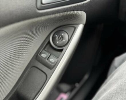 Красный Форд Фокус, объемом двигателя 1.6 л и пробегом 223 тыс. км за 6300 $, фото 10 на Automoto.ua