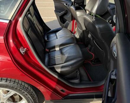 Красный Форд Фокус, объемом двигателя 2 л и пробегом 180 тыс. км за 6850 $, фото 9 на Automoto.ua