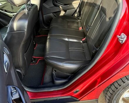 Красный Форд Фокус, объемом двигателя 2 л и пробегом 180 тыс. км за 6850 $, фото 7 на Automoto.ua